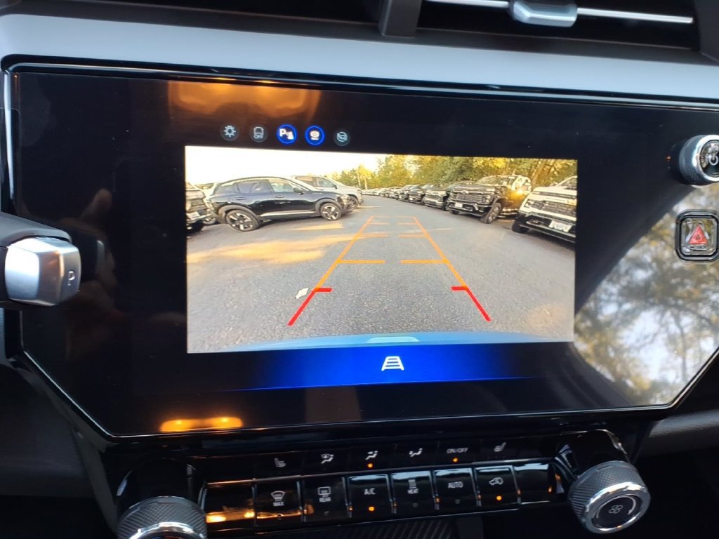 New 2027 Chevrolet Bolt LT w/ Comfort Package FWD image 22