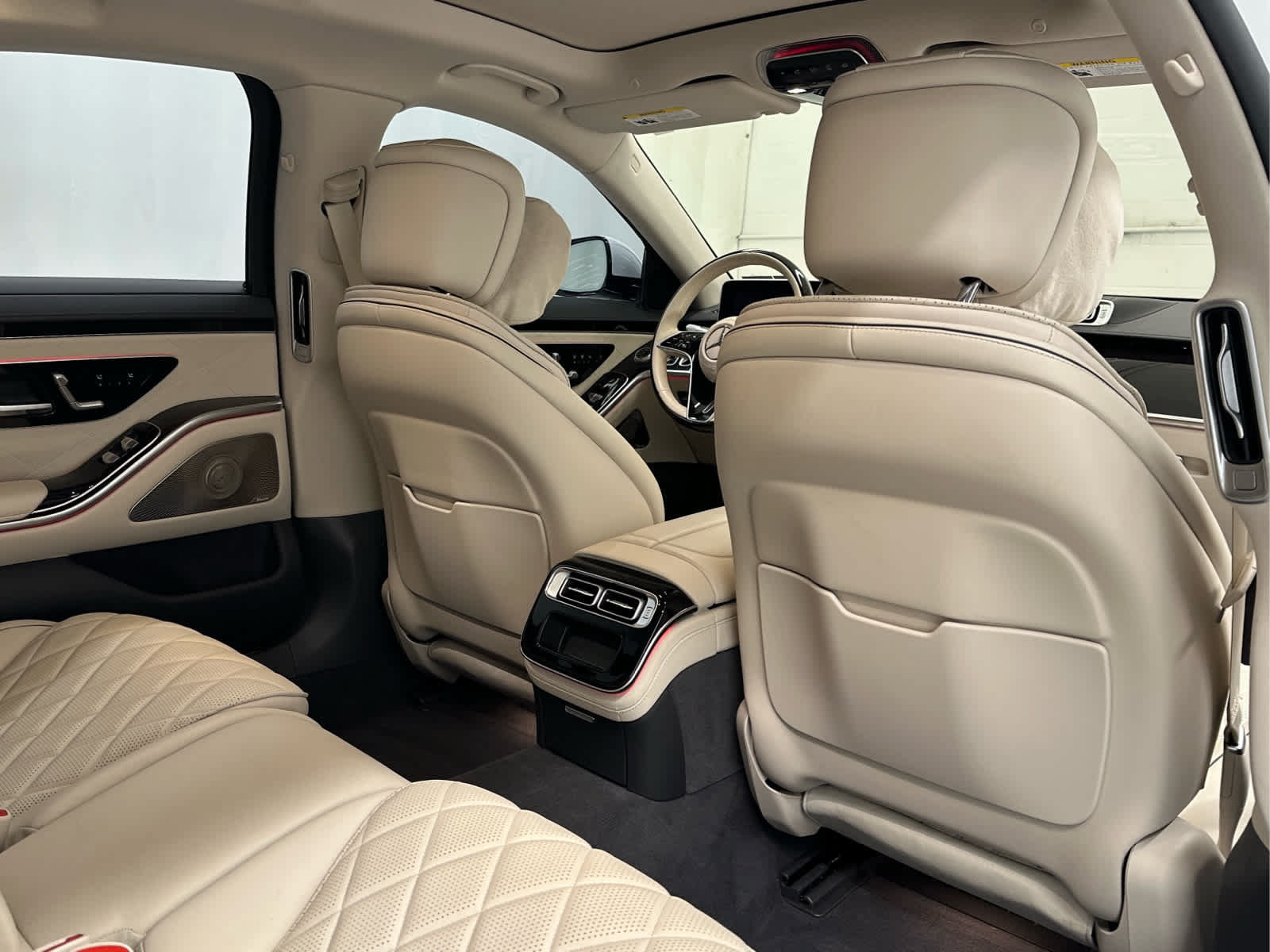 Used 2024 Mercedes-Benz S 580 4MATIC Sedan image 19