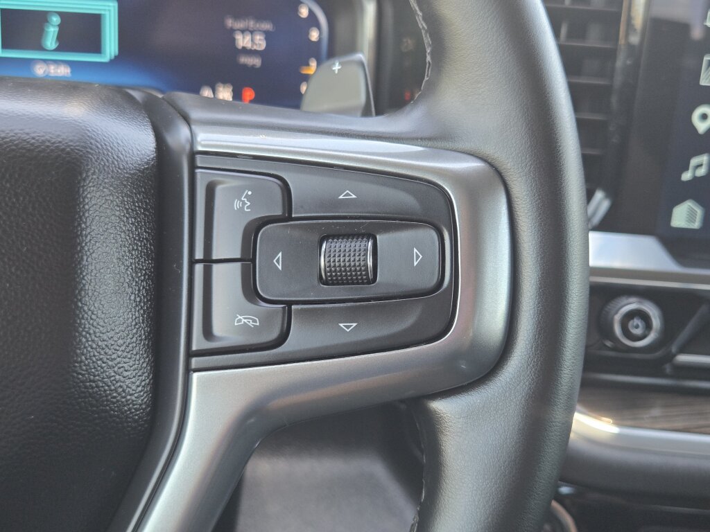 Used 2025 Chevrolet Silverado 1500 LT Trail Boss w/ Convenience Package II AWD/4WD image 18