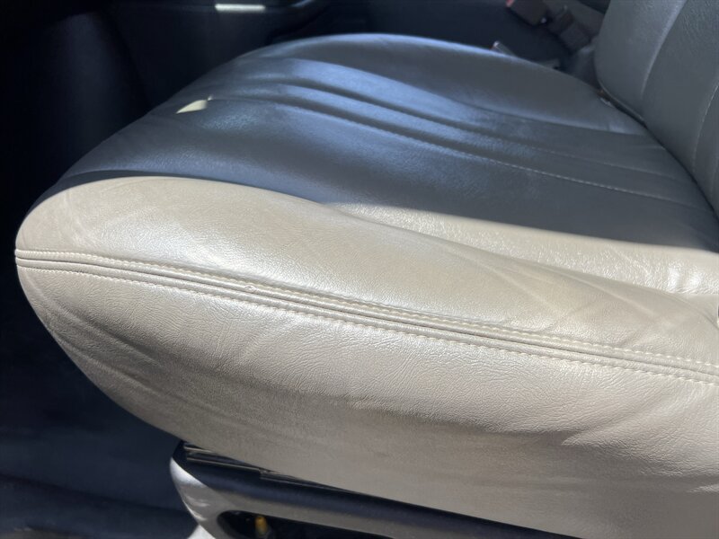 Used 2021 GMC Savana 3500 w/ Power Convenience Package RWD image 8