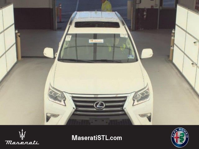 Used 2017 Lexus GX 460 Premium w/ Premium Package image 3