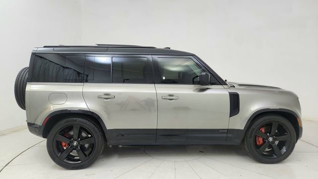 Used 2025 Land Rover Defender 110 X image 11