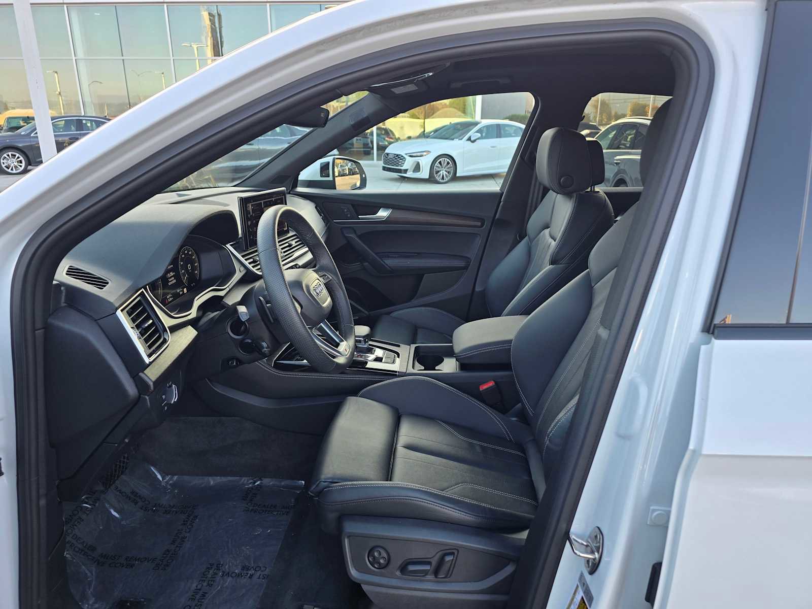 Certified 2025 Audi Q5 e Premium Plus w/ Premium Plus Package image 22