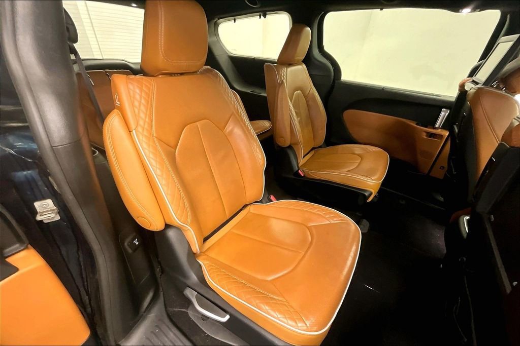 Used 2022 Chrysler Pacifica Pinnacle FWD image 23
