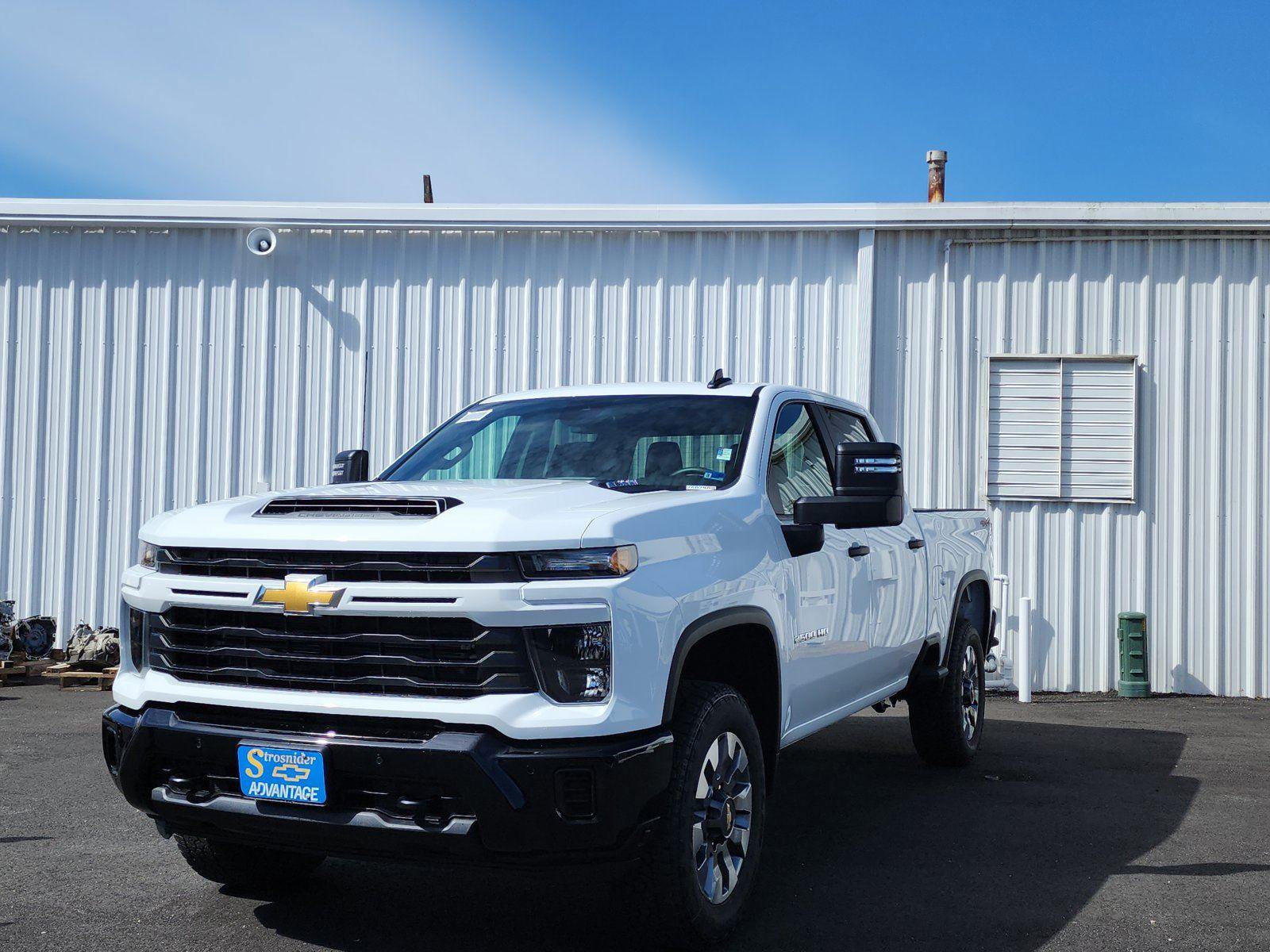 New 2026 Chevrolet Silverado 2500 Custom w/ Custom Value Package AWD/4WD image 1