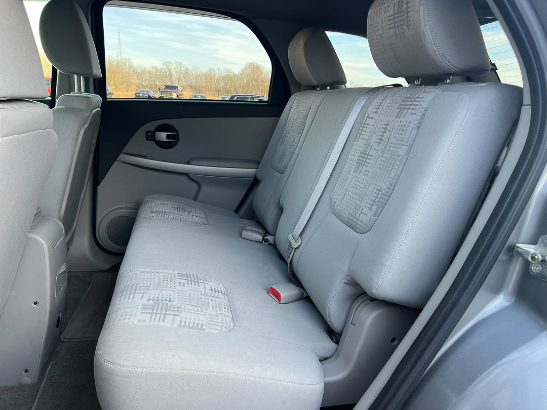 Used 2005 Chevrolet Equinox LS w/ Preferred Equipment Group image 18