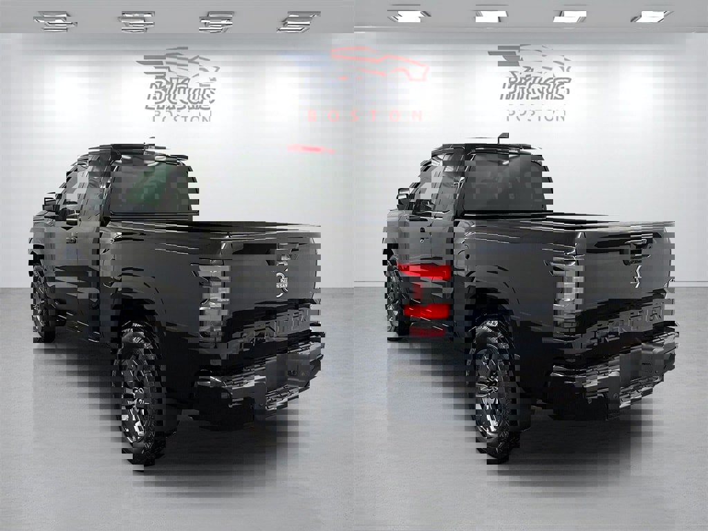 Used 2025 Nissan Frontier SV image 6