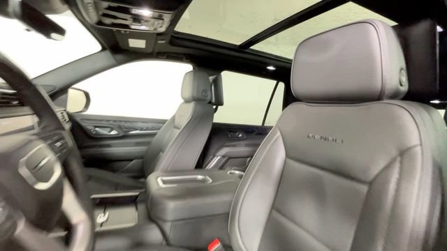 Used 2023 GMC Yukon Denali w/ Denali Reserve Package AWD/4WD image 17