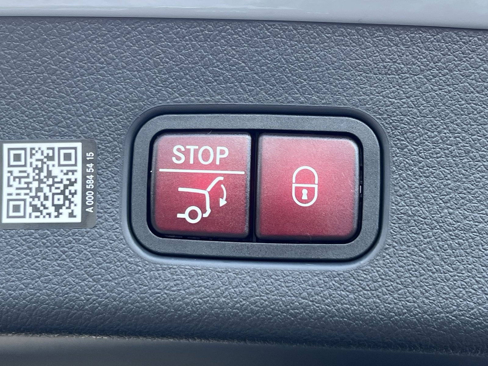 New 2026 Mercedes-Benz GLC 300 4MATIC image 25