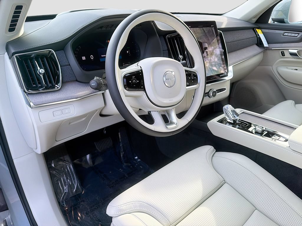 New 2026 Volvo XC90 T8 Ultra w/ Protection Package Premier AWD/4WD image 9