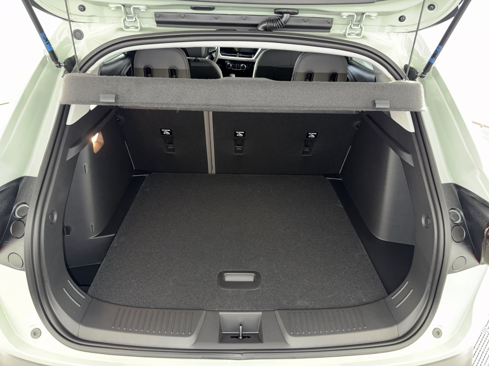 New 2026 Chevrolet Trax ACTIV FWD image 24