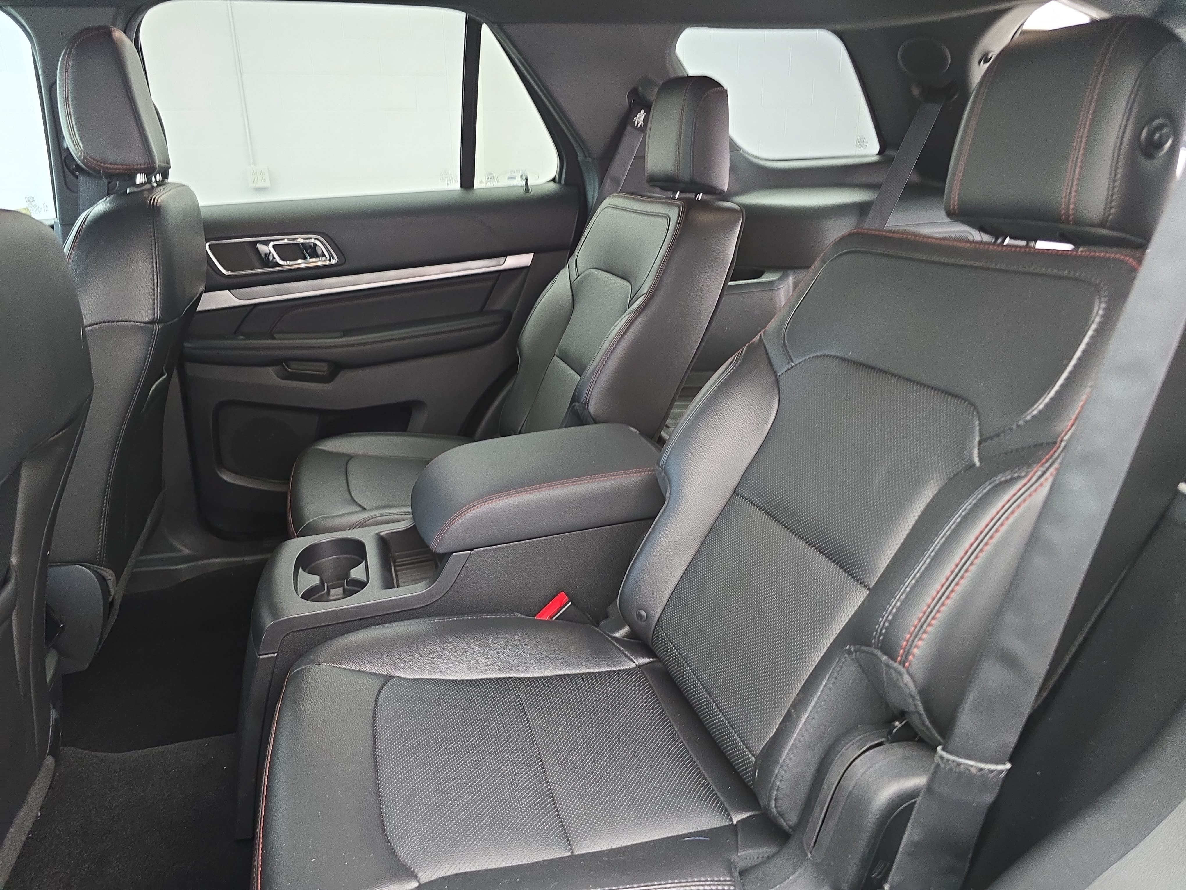 Used 2018 Ford Explorer Sport w/ Equipment Group 401A AWD/4WD image 14
