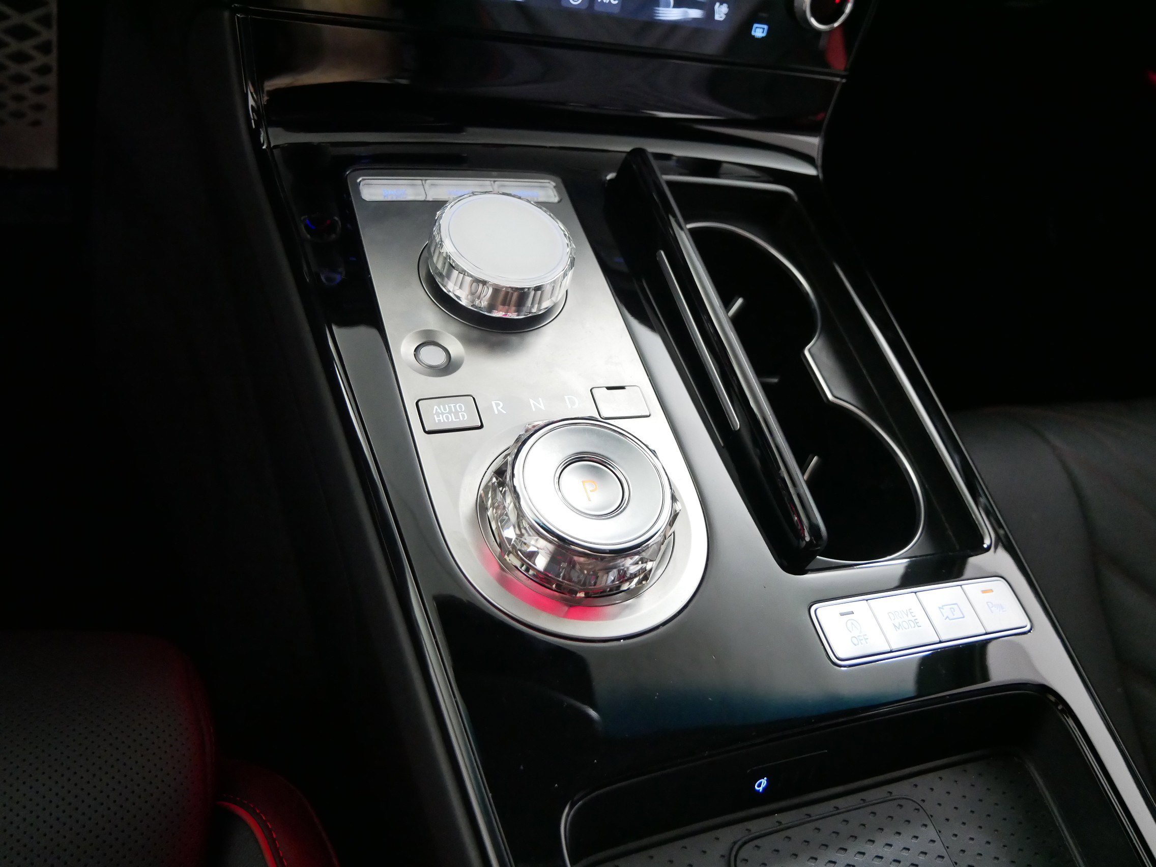 Certified 2025 Genesis G80 2.5T Sport Prestige image 24