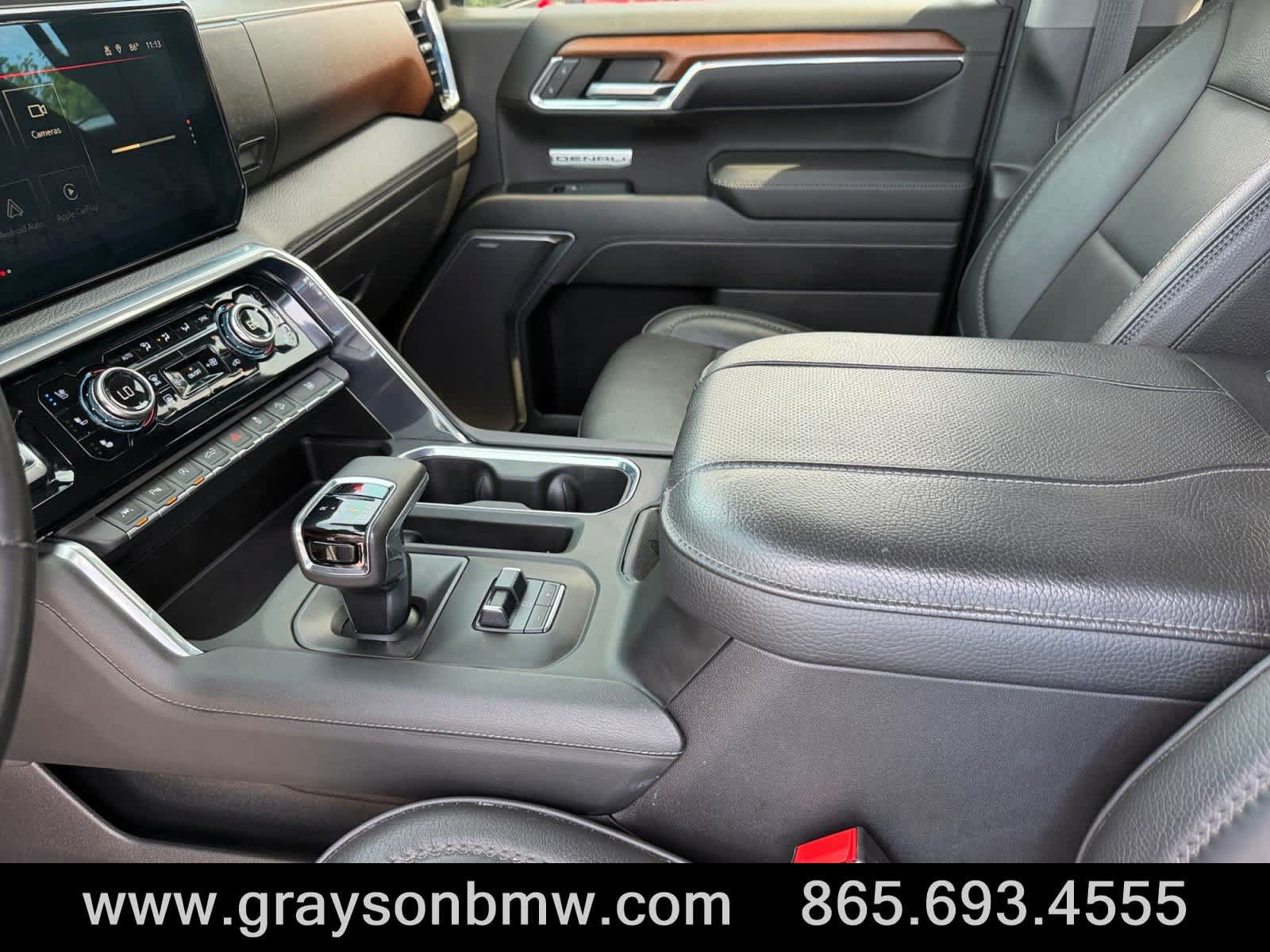 Used 2023 GMC Sierra 1500 Denali w/ Denali Reserve Package AWD/4WD image 13