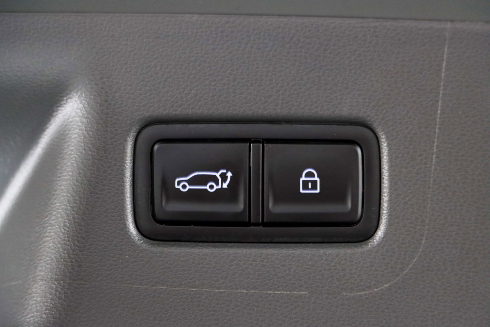 Used 2025 Hyundai Santa Fe SEL FWD image 31