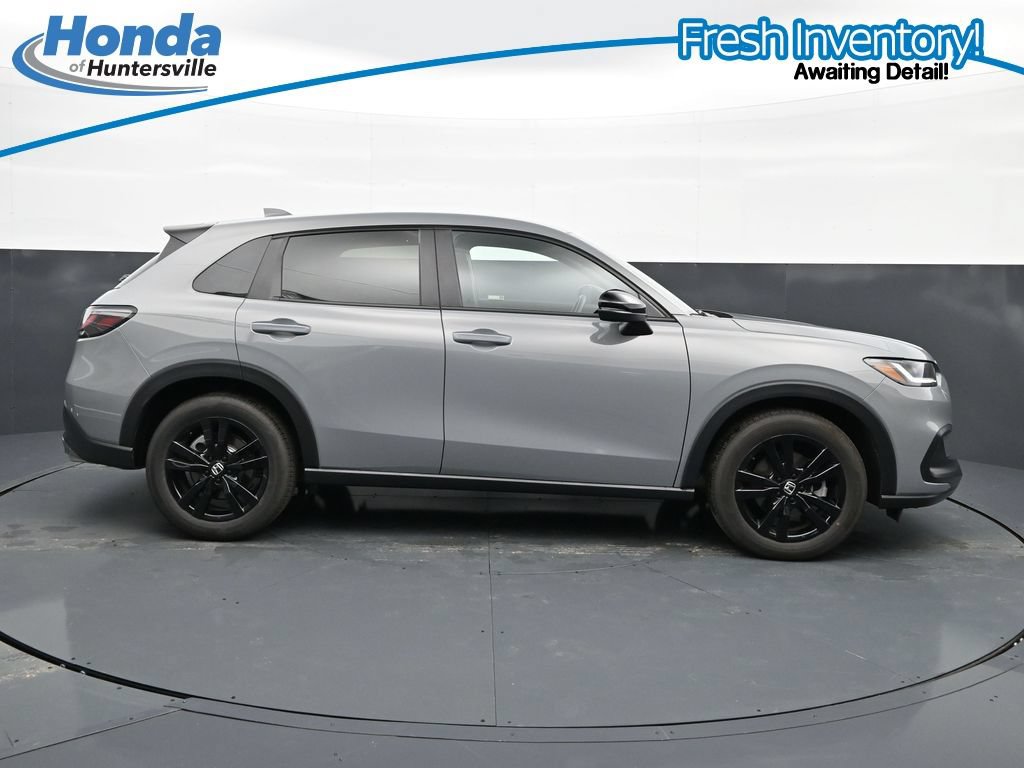 Certified 2026 Honda HR-V Sport image 11