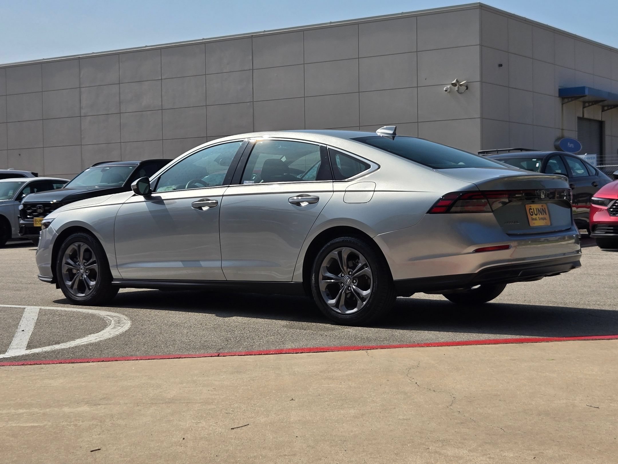 Used 2024 Honda Accord EX image 5