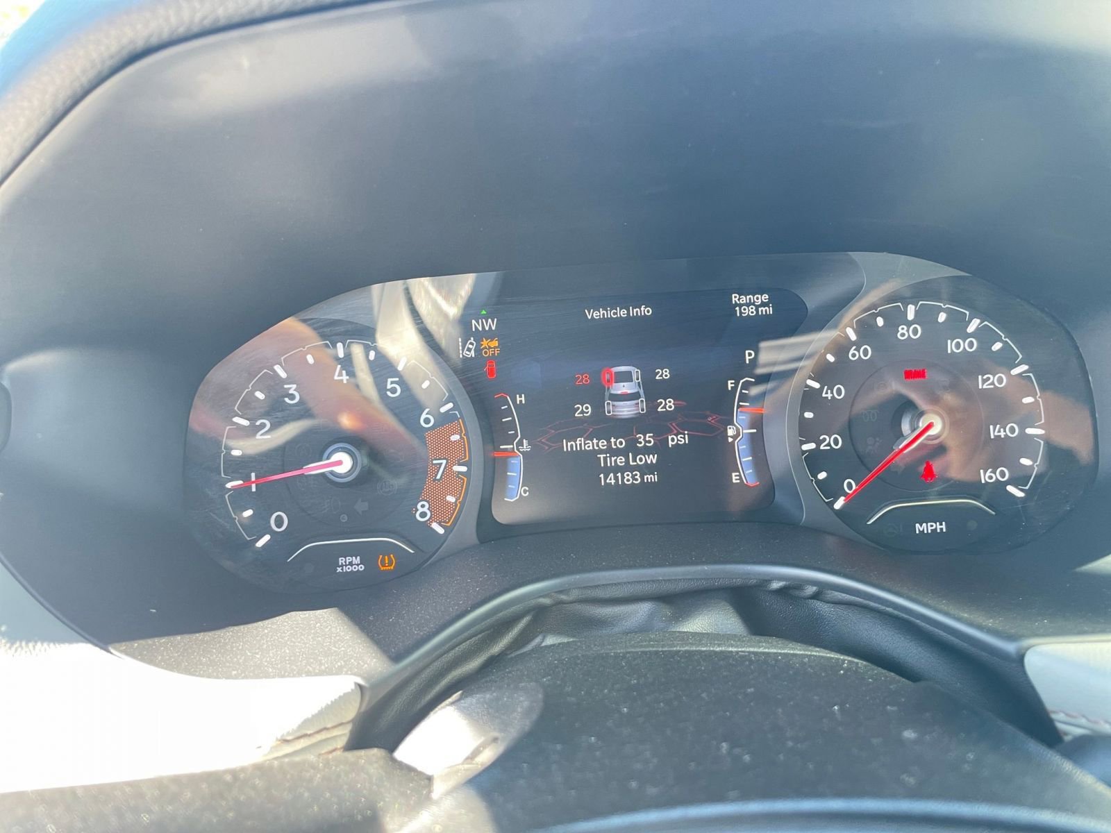 Used 2025 Jeep Compass Limited image 40