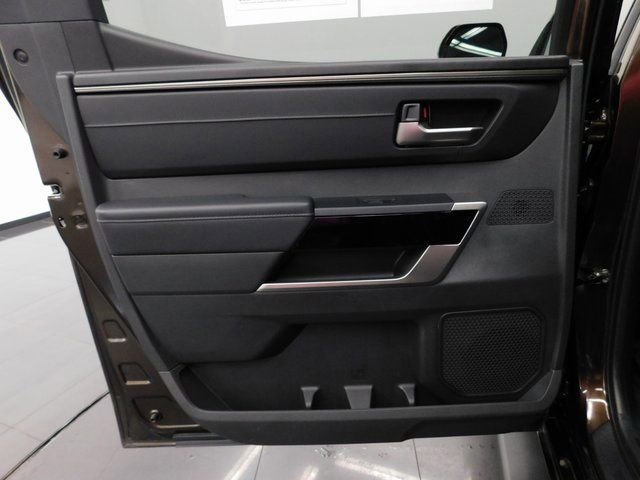 Used 2025 Toyota Tundra Limited image 22