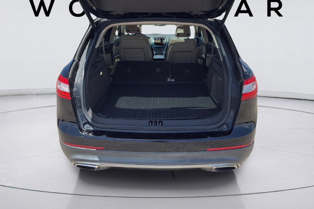 Used 2017 Lincoln MKX Reserve FWD image 19