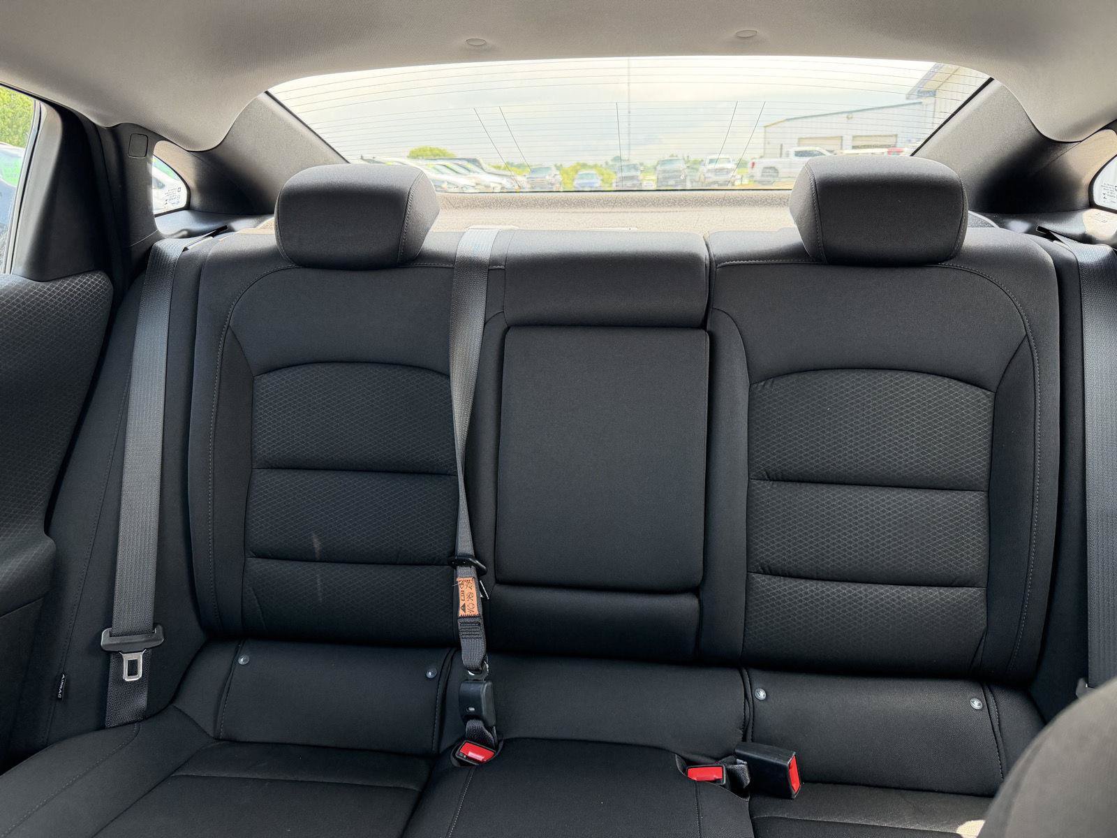 Used 2023 Chevrolet Malibu LT FWD image 23