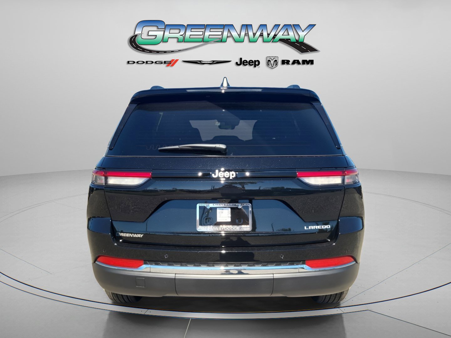 New 2025 Jeep Grand Cherokee Laredo X image 2