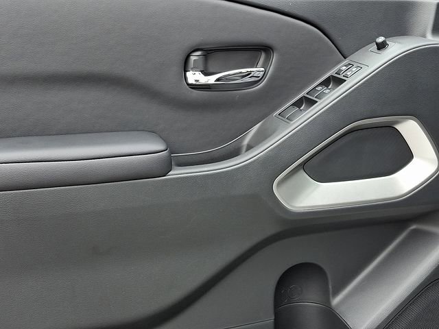 Used 2026 Nissan Frontier SV w/ SV Convenience Package image 14