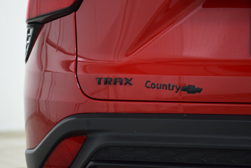 New 2026 Chevrolet Trax RS w/ Sunroof Package FWD image 22
