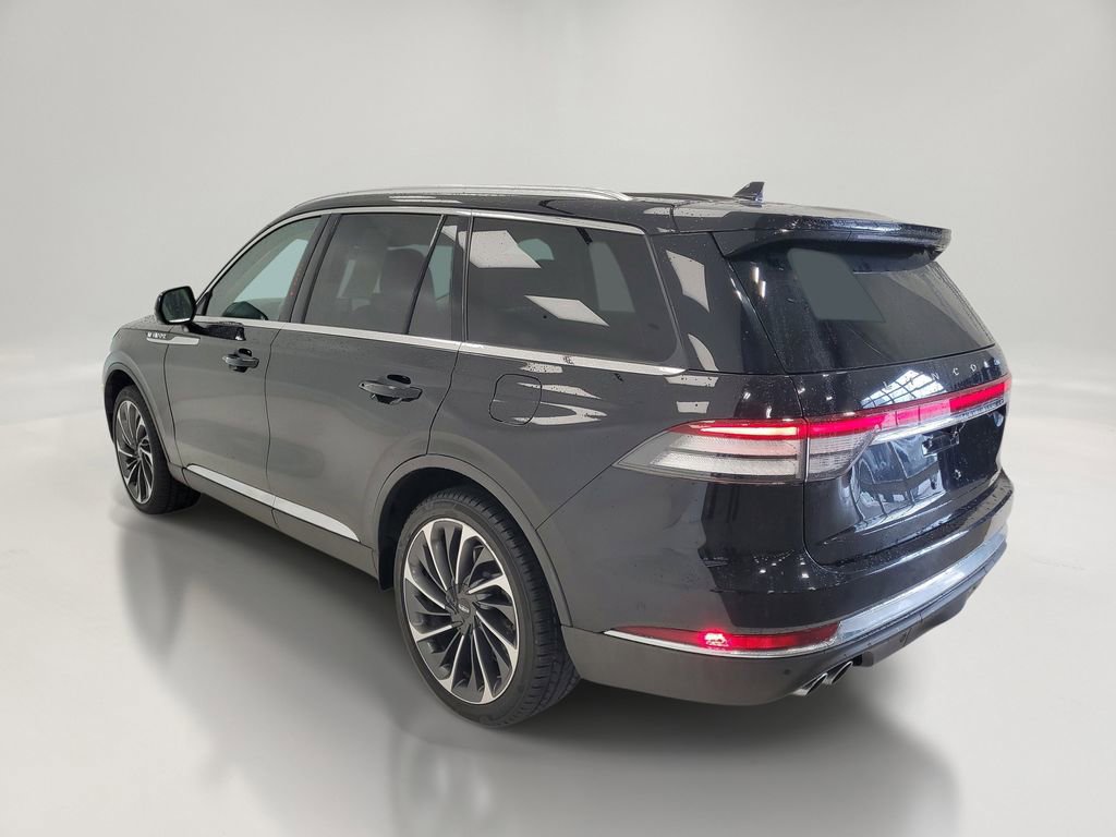 Used 2020 Lincoln Aviator Reserve w/ Equipment Group 202A image 5