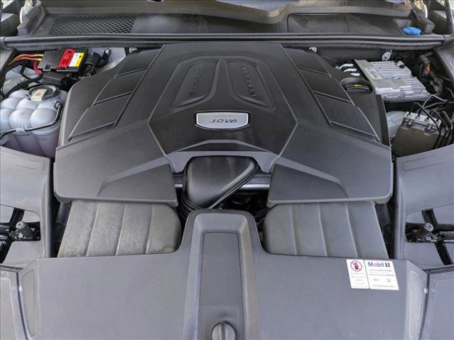 Used 2020 Porsche Cayenne image 23
