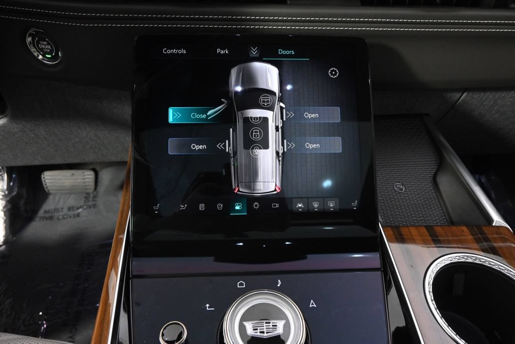 New 2026 Cadillac Escalade Platinum Sport w/ LPO, ONYX Package AWD/4WD image 31