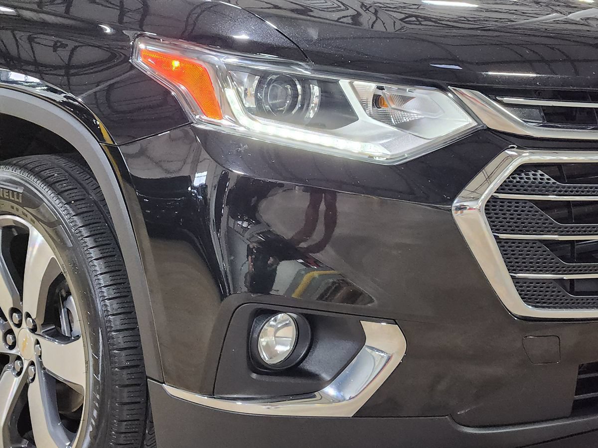 Used 2019 Chevrolet Traverse LT w/ LT Premium Package AWD/4WD image 13