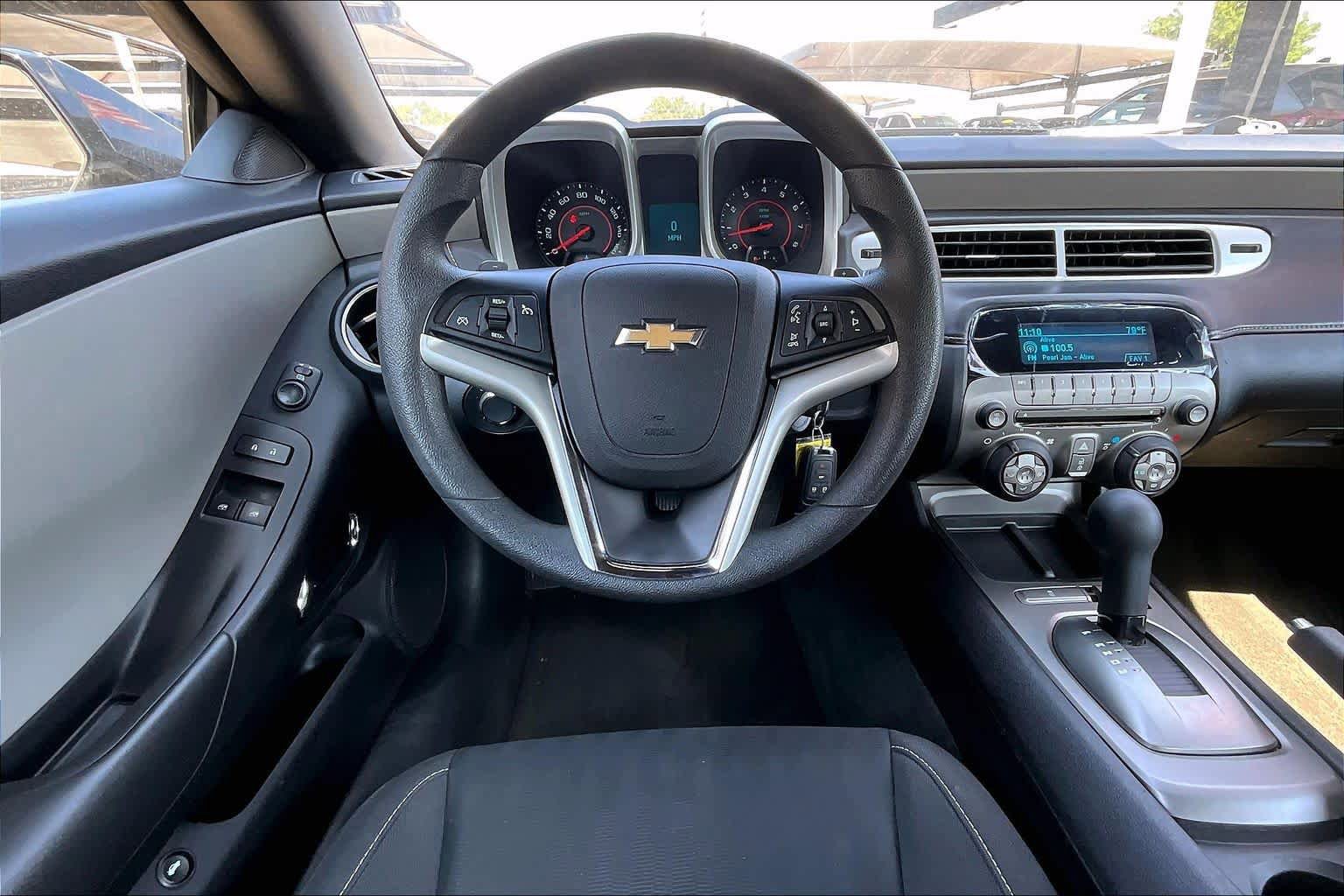 Used 2013 Chevrolet Camaro LS RWD image 5