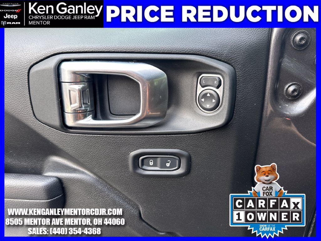 Used 2025 Jeep Gladiator Mojave w/ Convenience Group AWD/4WD image 13