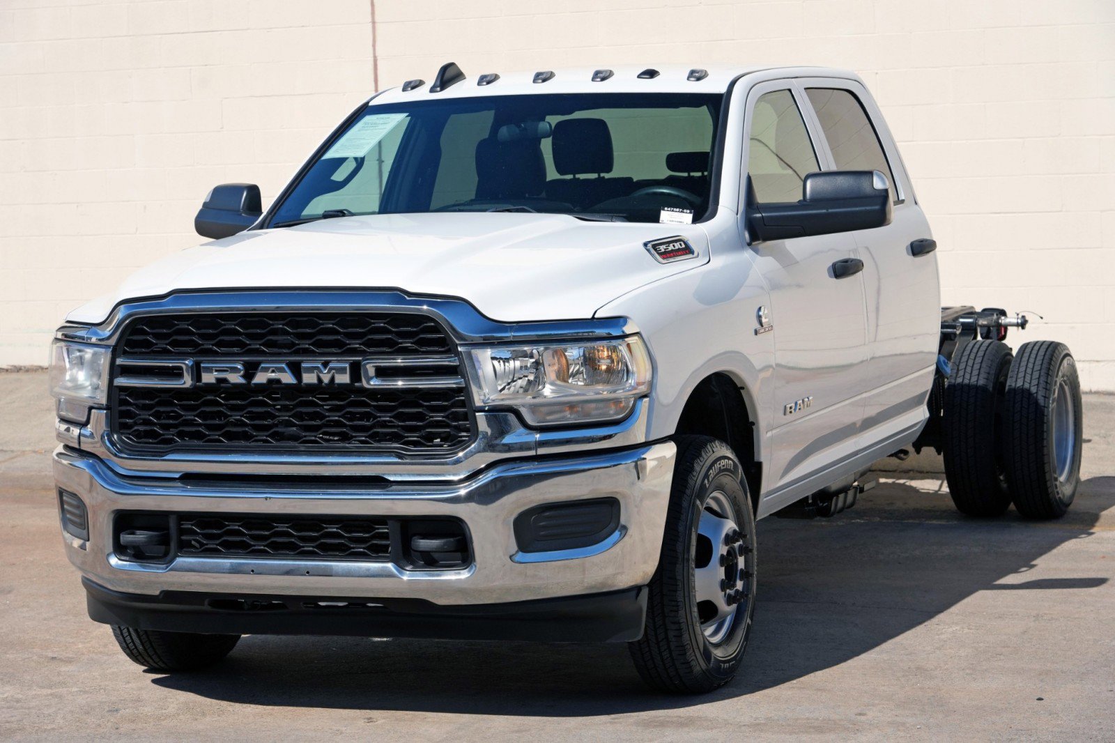 Used 2021 RAM 3500 Tradesman w/ Chrome Appearance Group AWD/4WD image 40
