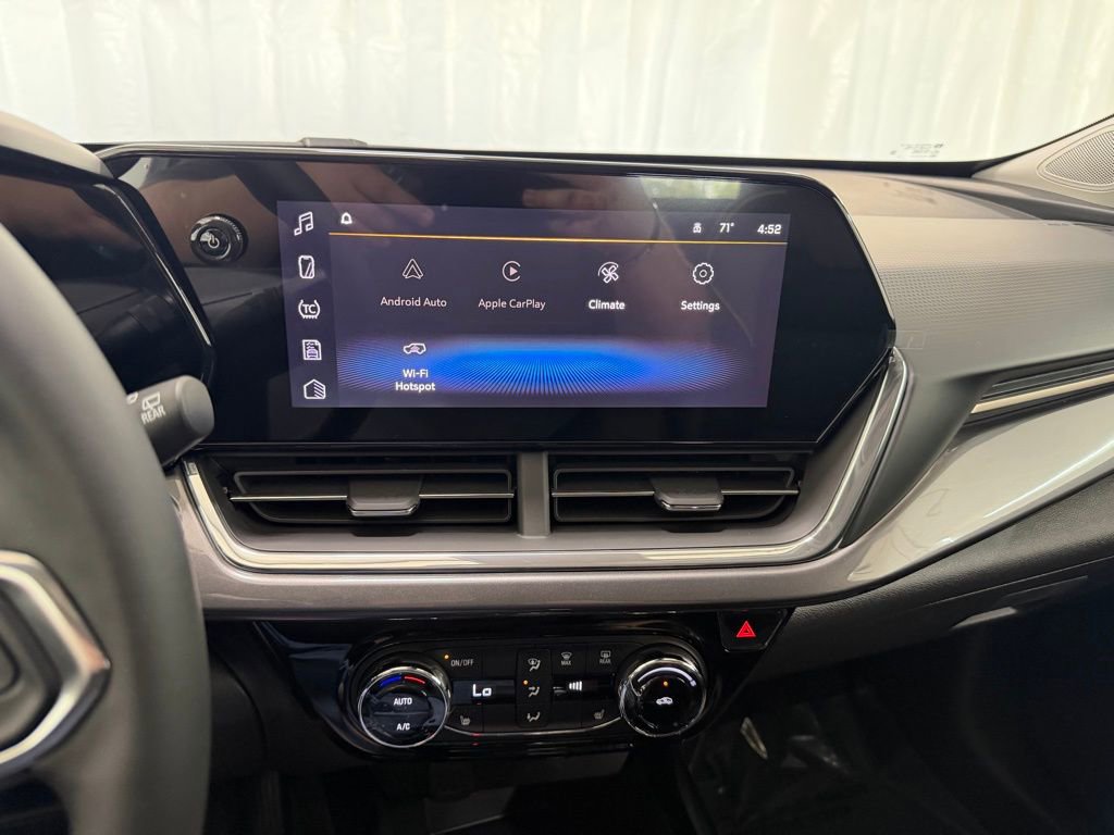 New 2026 Chevrolet Trax ACTIV w/ Driver Confidence Package FWD image 18
