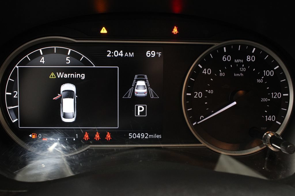 Certified 2024 Nissan Versa SV FWD image 29