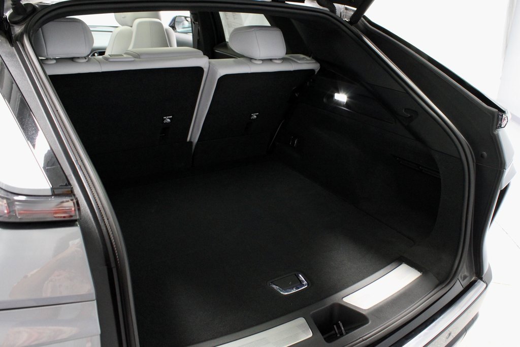 Used 2024 Cadillac Lyriq Luxury image 12