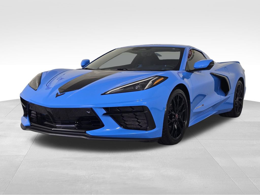Used 2024 Chevrolet Corvette Stingray Premium Conv w/ Z51 Performance Package RWD image 3
