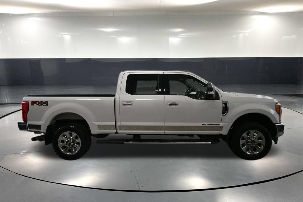 Used 2017 Ford F350 Lariat w/ Lariat Ultimate Package AWD/4WD image 3