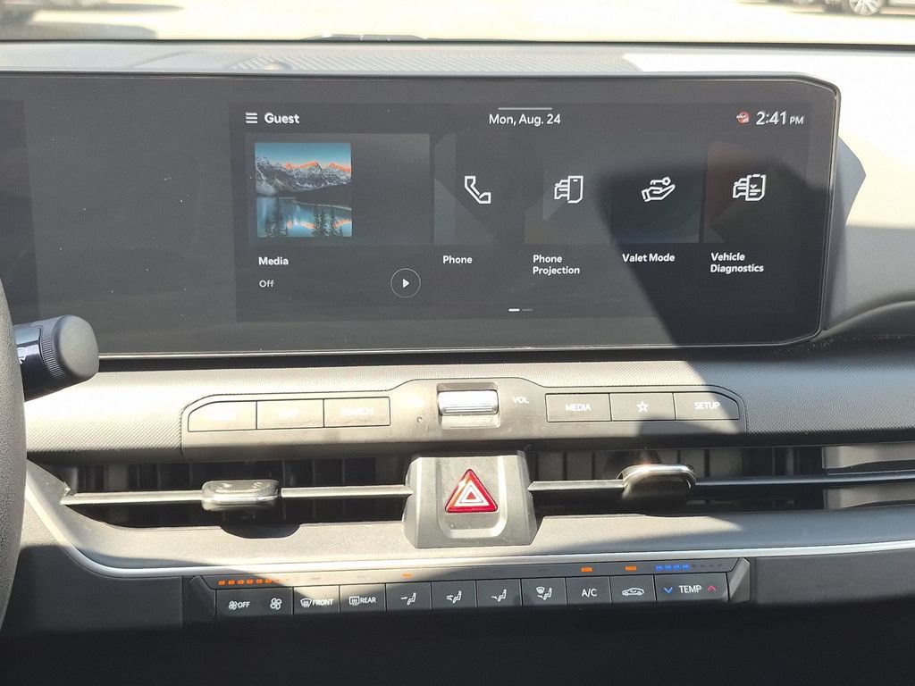 Used 2025 Kia K4 FWD image 19