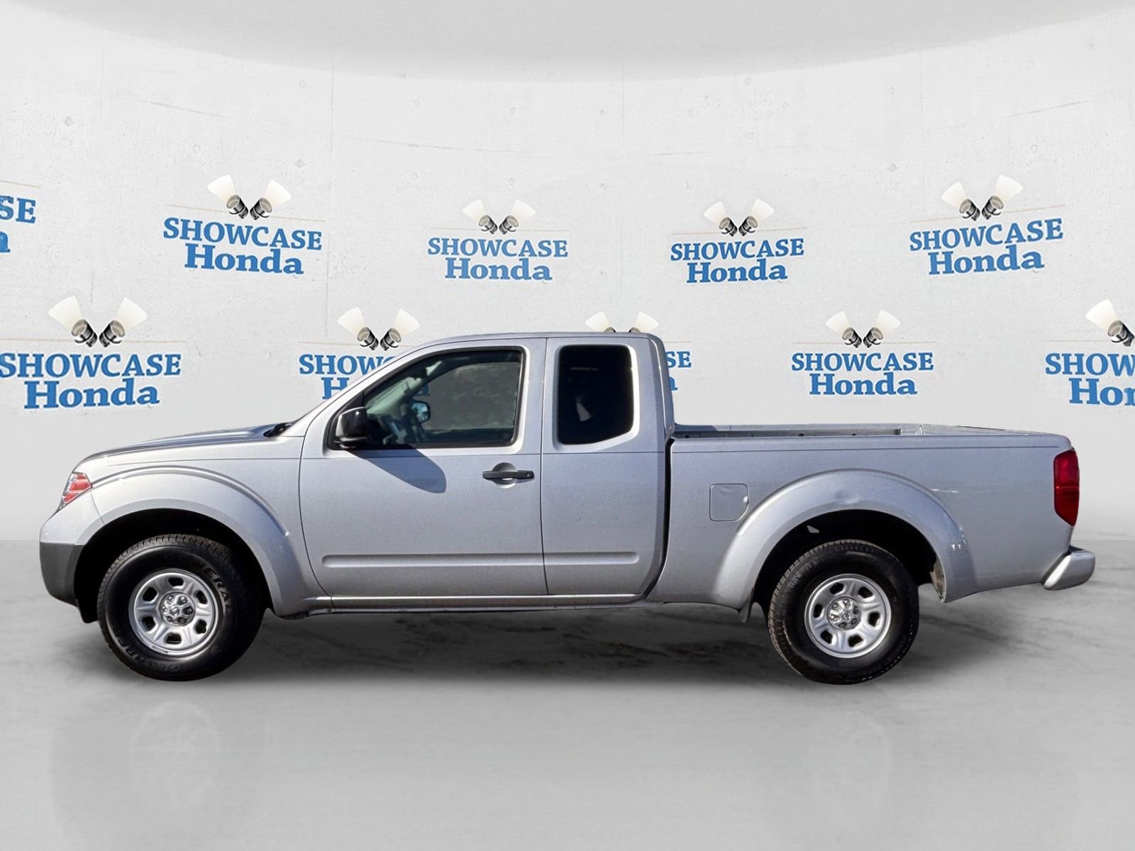 Used 2019 Nissan Frontier S RWD image 4