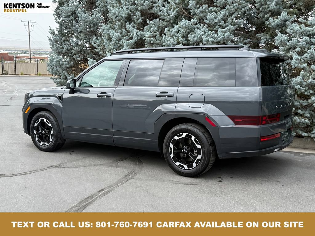 Used 2025 Hyundai Santa Fe SEL image 5