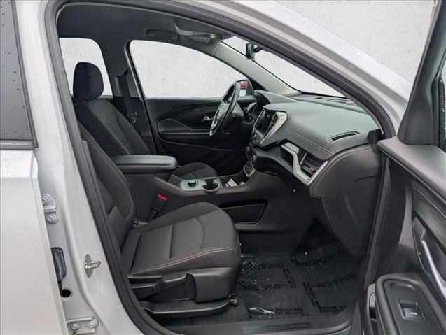 Used 2024 GMC Terrain SLE image 19