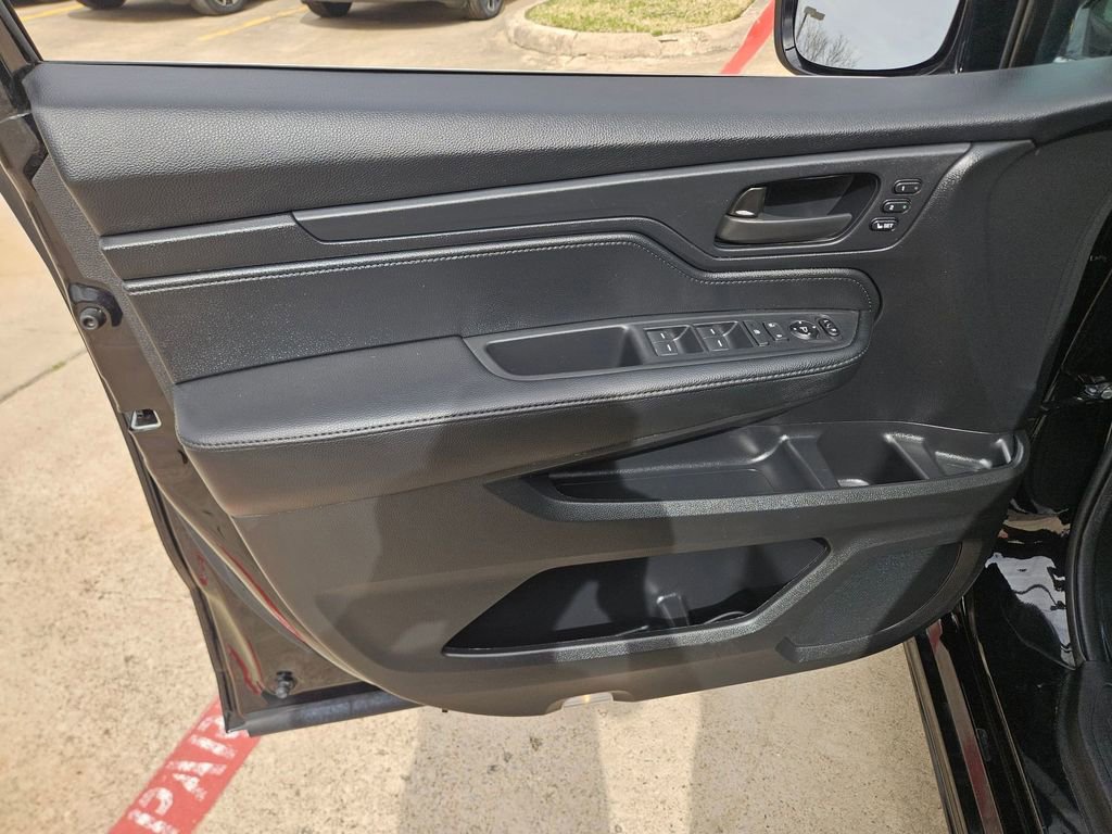 Used 2025 Honda Odyssey Sport-L image 14
