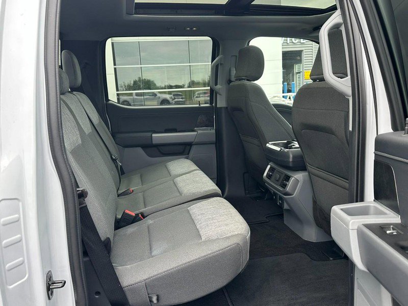 Used 2022 Ford F150 XLT w/ Equipment Group 302A High image 13