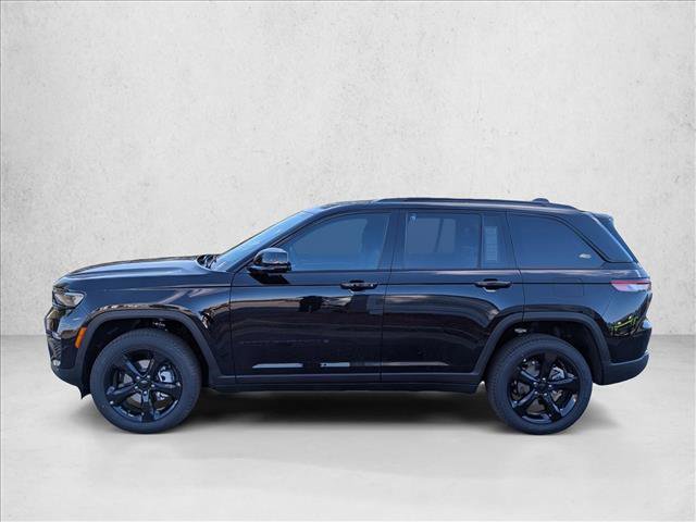 New 2025 Jeep Grand Cherokee Limited w/ Black Appearance Package image 7