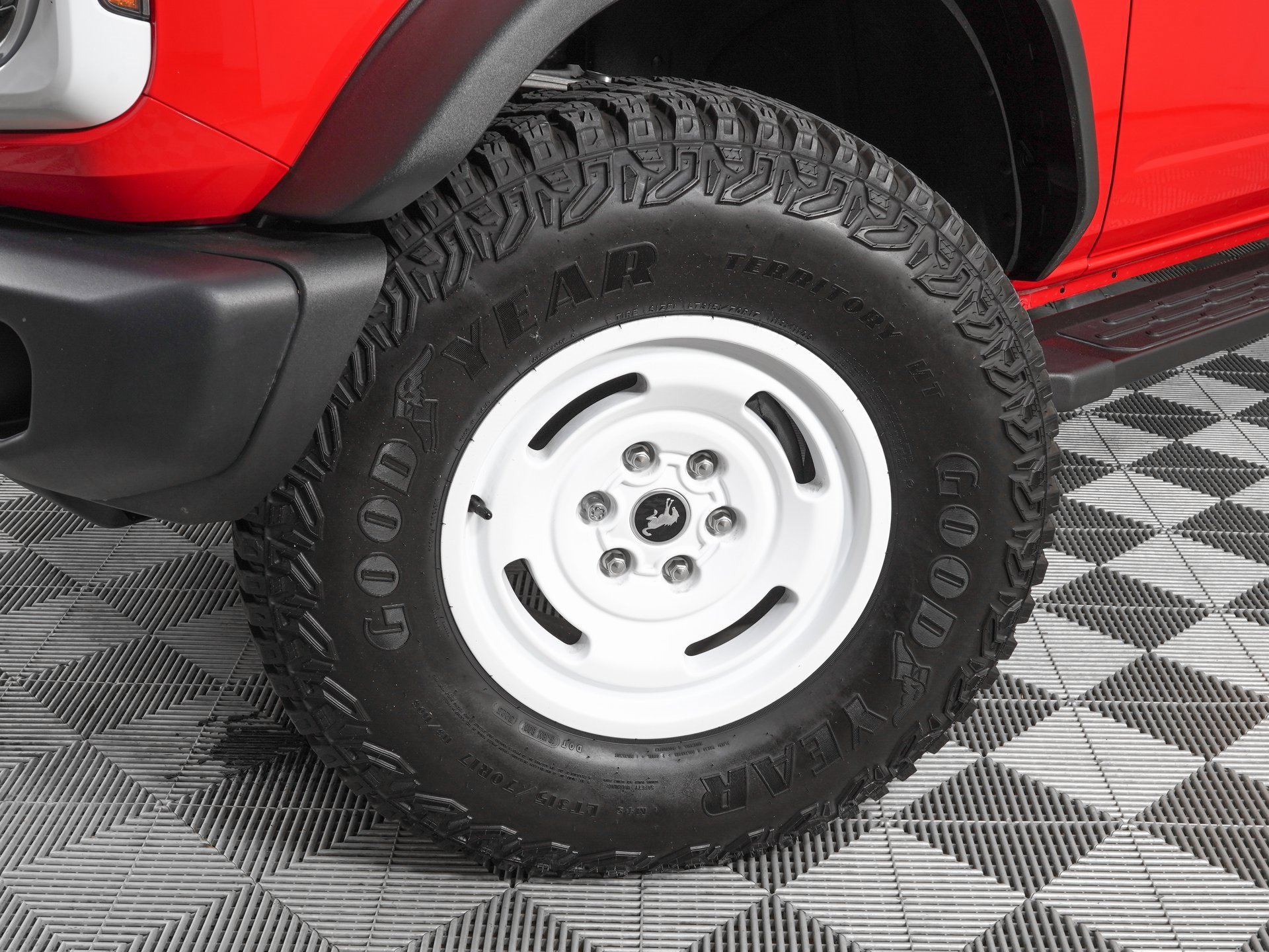 Used 2023 Ford Bronco Heritage Edition image 28