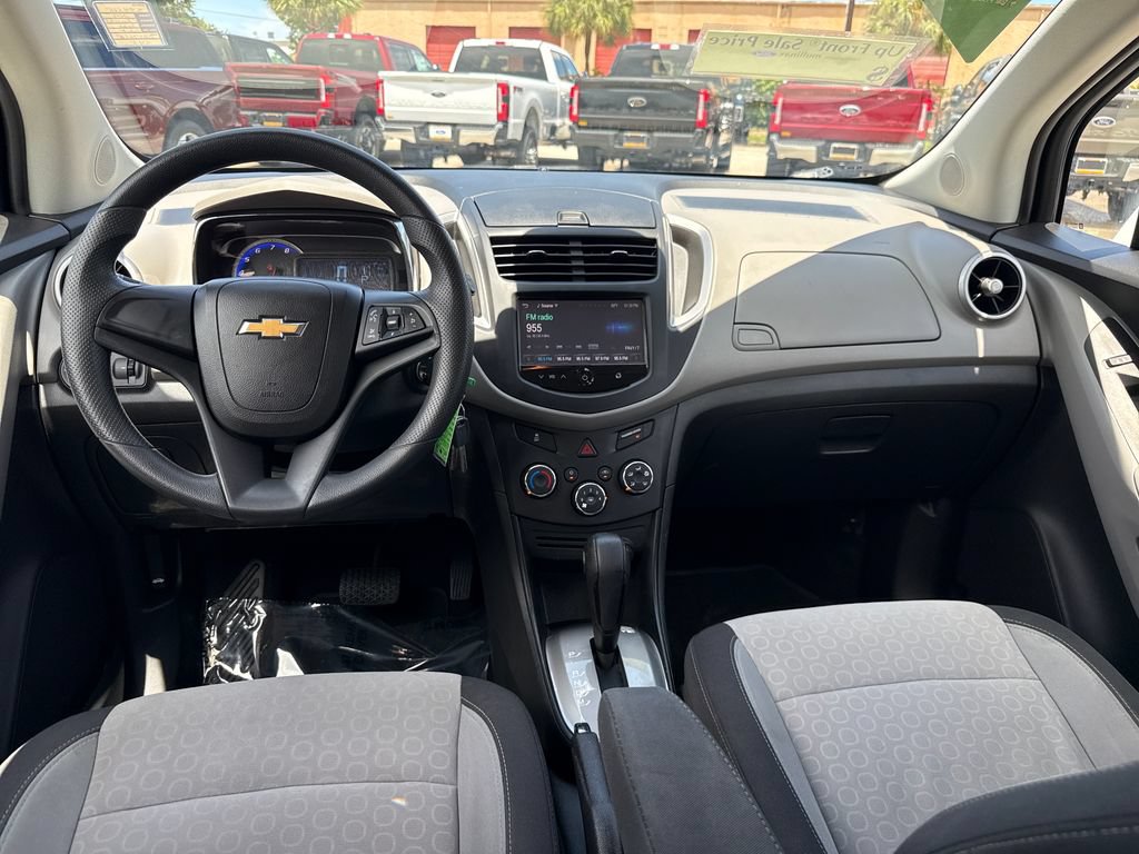Used 2016 Chevrolet Trax LS FWD image 6