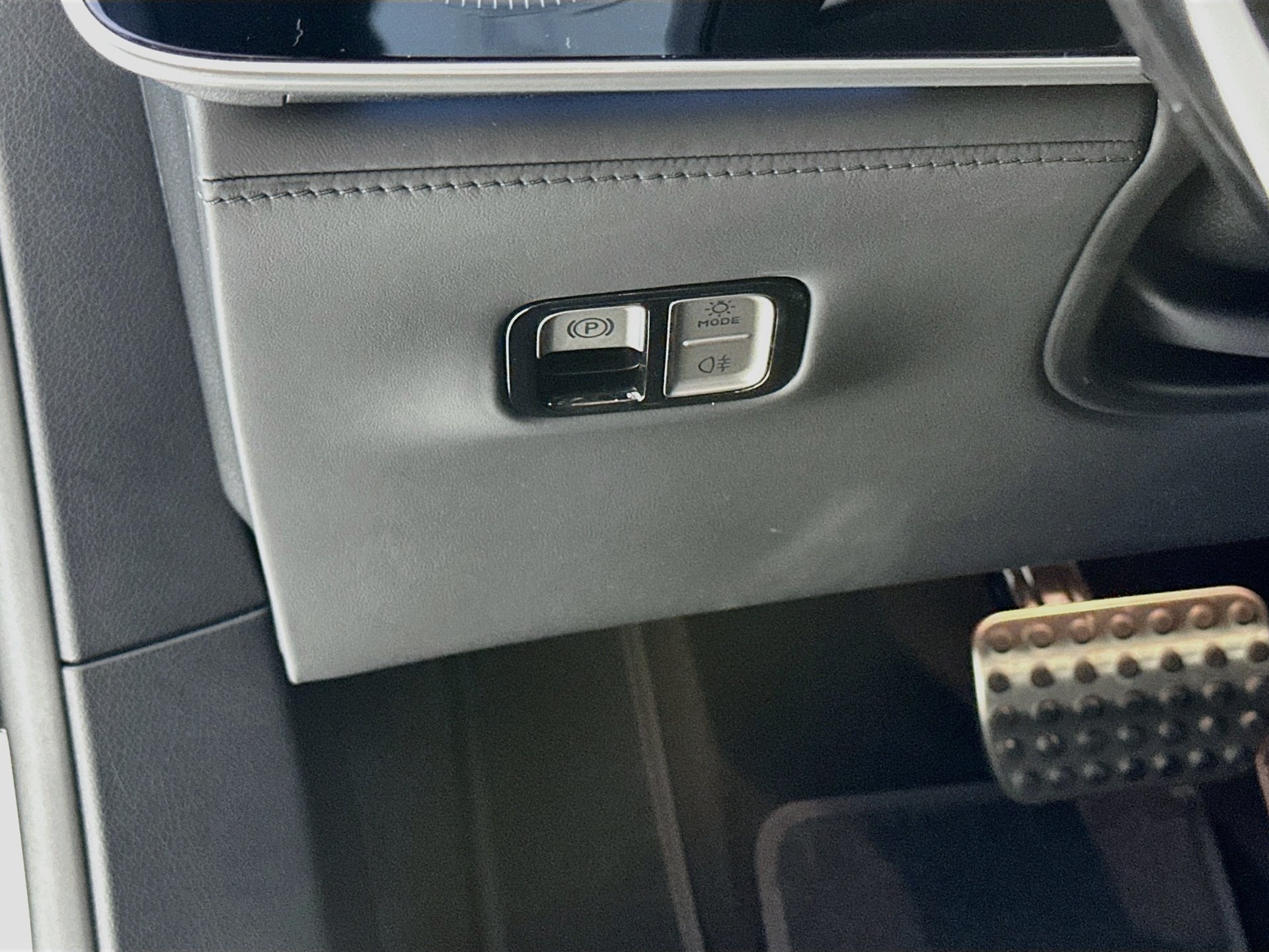 New 2027 Mercedes-Benz S 580 4MATIC Sedan image 11